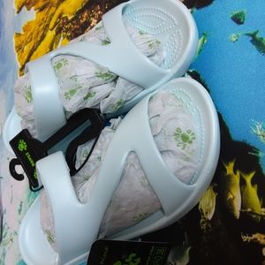 CANADA DAWGS USA 8 EURO 38 High quality Canadian Sandles!Superior Quality!